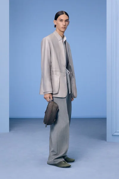 Look 7